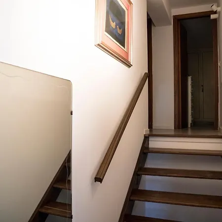 N228 - Numana, Quadrilocale Ristrutturato Con Giardino דירה נומאנה