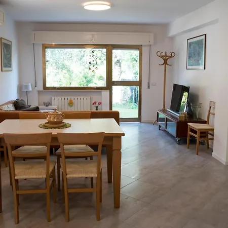 N228 - Numana, Quadrilocale Ristrutturato Con Giardino Apartment