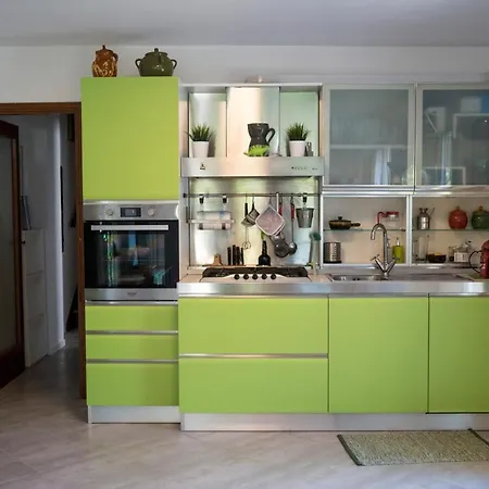 N228 - Numana, Quadrilocale Ristrutturato Con Giardino דירה נומאנה